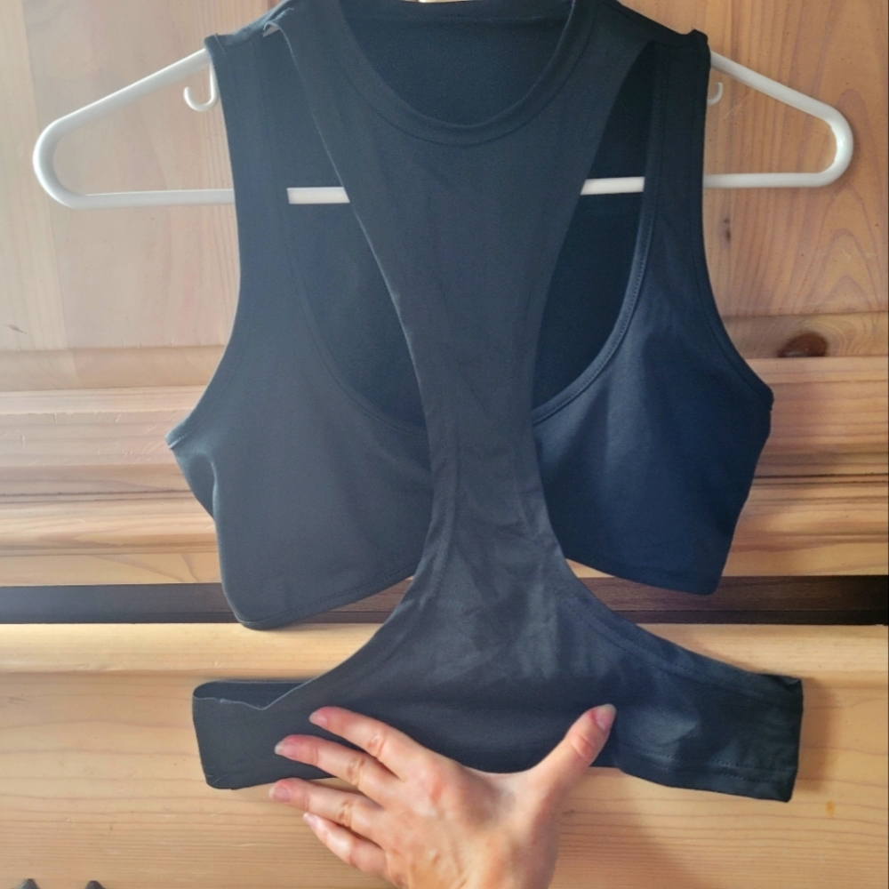 Black crop top